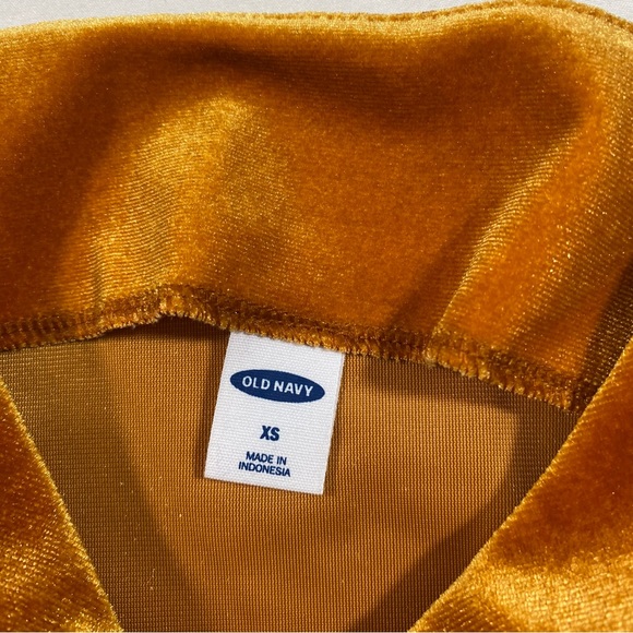 Old Navy Velvet Tank Top Mustard XS Woman’s Velvet Top NWOT - Picture 3 of 10